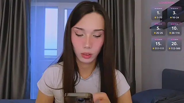 Snapshot of Kaia_Sunshine_Mia chatting on 12-18-25, 11:58 Kaia Sunshine Mia online show from 12-18-25, 11:58