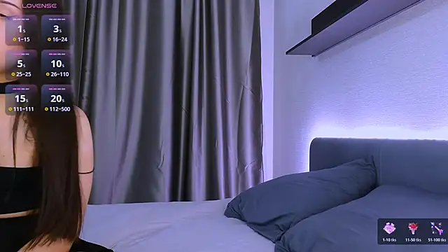 Snapshot of Kaia_Sunshine_Mia chatting on 02-19-26, 02:25 Kaia Sunshine Mia online show from 02-19-26, 02:25