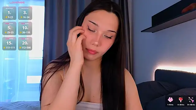Kaia Sunshine Mia online show from 05-27-26, 11:50