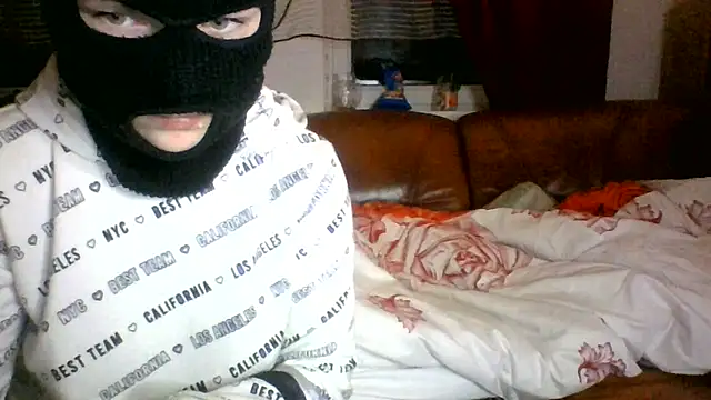 Snapshot of _xPani_x2 chatting on 12-01-24, 04:34 xPani x2 online show from 12-01-24, 04:34