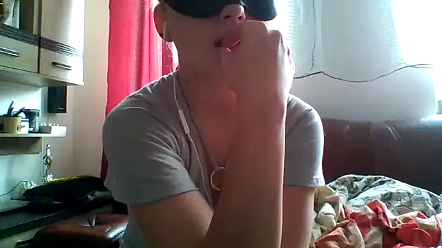 Snapshot of _xPani_x2 chatting on 06-11-26, 01:30 xPani x2 online show from 06-11-26, 01:30