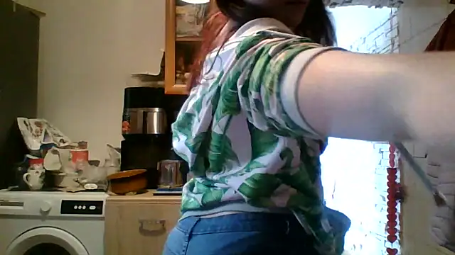 Snapshot of _xPani_x2 chatting on 05-21-26, 12:57 xPani x2 online show from 05-21-26, 12:57