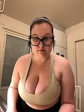 Misssmilf online show from 10-01-25, 04:55