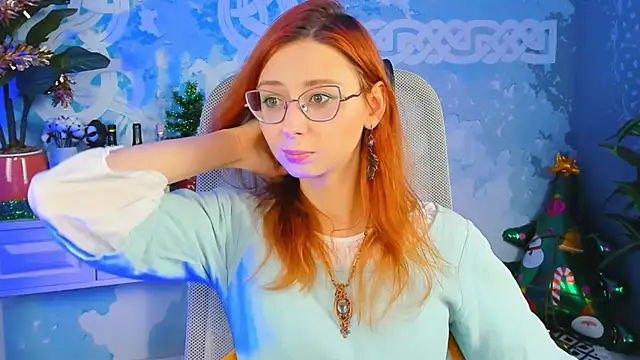 Snapshot of Orianna_Fox chatting on 12-31-24, 10:23 Orianna Fox online show from 12-31-24, 10:23