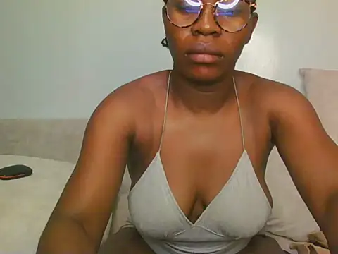 lisaa544 online show from 07-18-26, 03:48