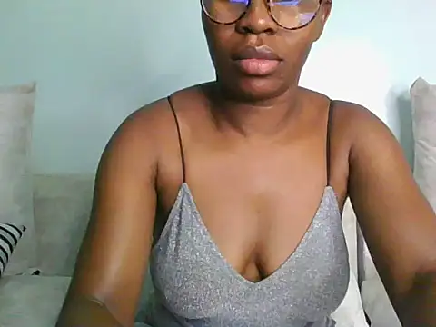 lisaa544 online show from 02-10-26, 04:00