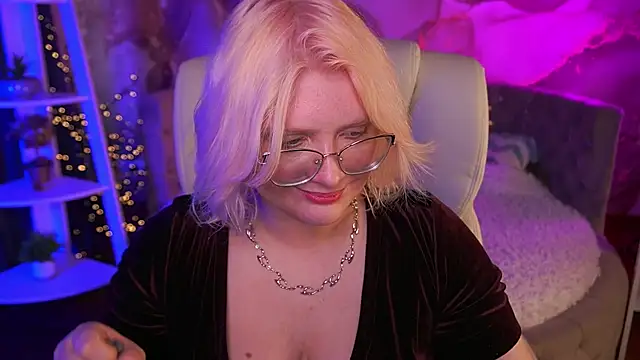 CoolTatis online show from 03-27-26, 07:06