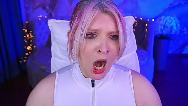 CoolTatis online show from 10-24-25, 02:38