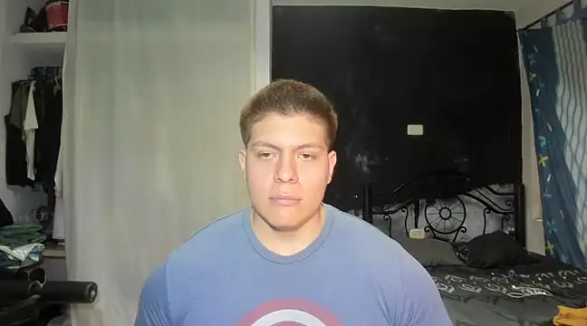 Snapshot of regan_jhonso chatting on 03-13-25, 02:44 regan jhonso online show from 03-13-25, 02:44