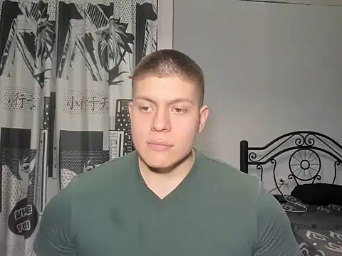 Snapshot of regan_jhonso chatting on 09-30-25, 05:57 regan jhonso online show from 09-30-25, 05:57