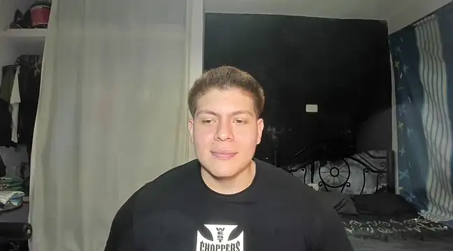 Snapshot of regan_jhonso chatting on 03-18-25, 05:56 regan jhonso online show from 03-18-25, 05:56