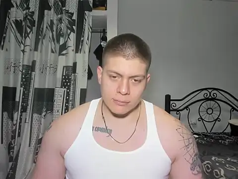 Snapshot of regan_jhonso chatting on 09-25-25, 07:14 regan jhonso online show from 09-25-25, 07:14