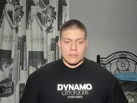 Snapshot of regan_jhonso chatting on 10-31-25, 05:15 regan jhonso online show from 10-31-25, 05:15