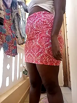 zainabsmile online show from 12-04-25, 09:41