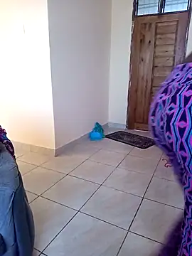 zainabsmile online show from 11-04-25, 10:41