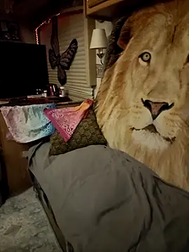 Snapshot of annika_lately chatting on 03-23-25, 02:15 annika lately online show from 03-23-25, 02:15