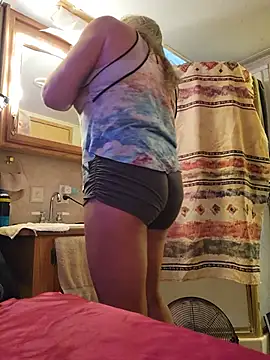 annika lately online show from 06-26-26, 03:01