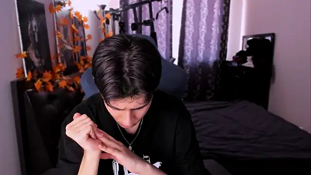 Foxicfu online show from 11-15-25, 07:56