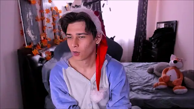 Foxicfu online show from 12-18-25, 07:02