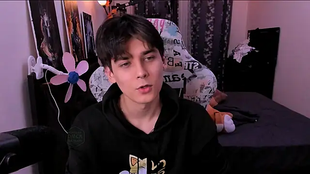 Foxicfu online show from 04-08-26, 01:56