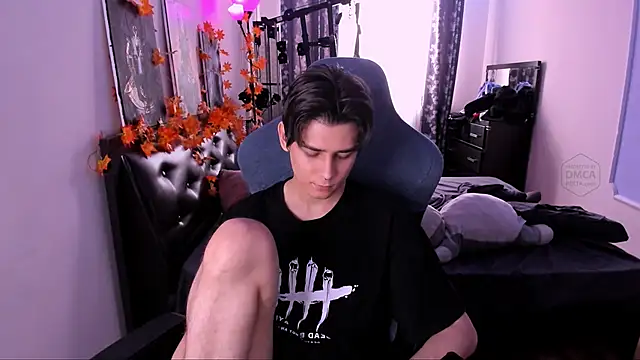 Foxicfu online show from 01-12-26, 08:10