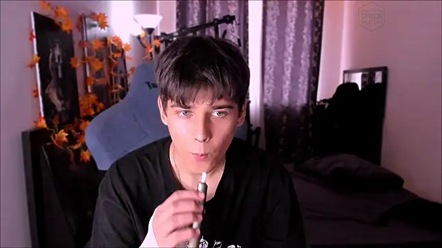 Foxicfu online show from 12-03-25, 07:19