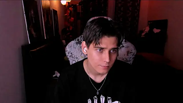 Foxicfu online show from 03-27-26, 03:46