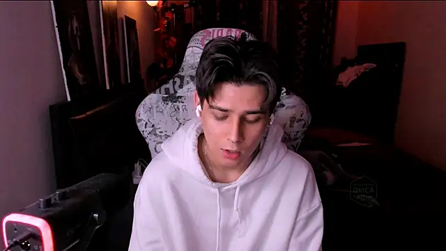 Foxicfu online show from 03-31-26, 02:08