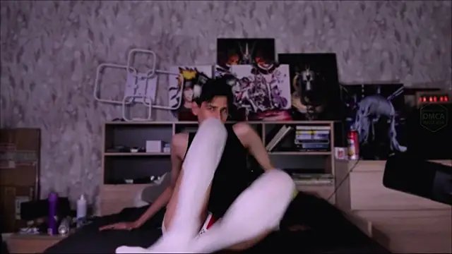 Foxicfu online show from 07-06-26, 05:37