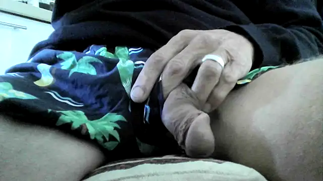 ewuich1 online show from 01-15-25, 09:56