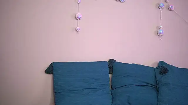 BritneyHudson online show from 12-15-25, 11:27