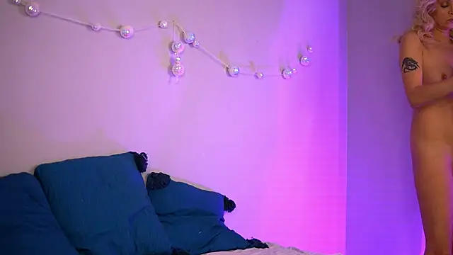 BritneyHudson online show from 01-14-26, 06:50