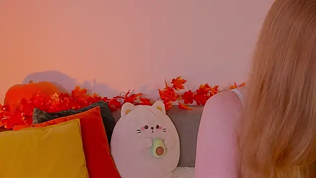 Tori the witch online show from 11-28-25, 07:19