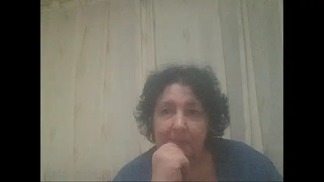 Snapshot of maturekorine chatting on 09-24-25, 05:19 maturekorine online show from 09-24-25, 05:19