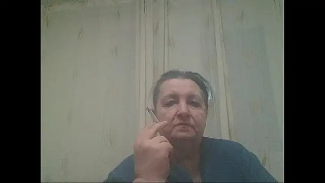 Snapshot of maturekorine chatting on 12-27-24, 07:03 maturekorine online show from 12-27-24, 07:03