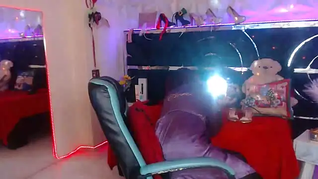 red moon 2 online show from 11-13-25, 11:08