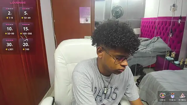 boylittle19cm online show from 09-19-25, 12:42