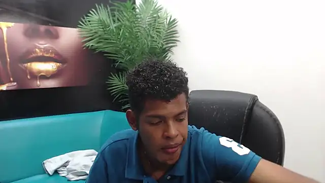 boylittle19cm online show from 03-13-25, 03:28