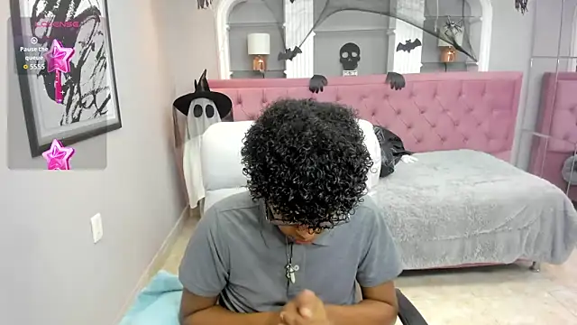 boylittle19cm online show from 10-31-25, 11:51