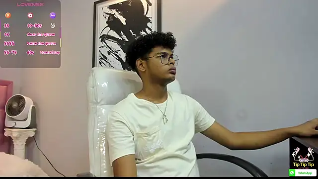 boylittle19cm online show from 10-05-25, 12:18