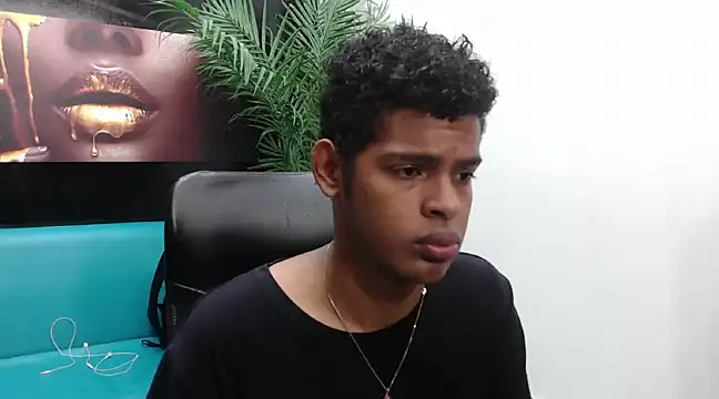 boylittle19cm online show from 03-20-25, 12:32