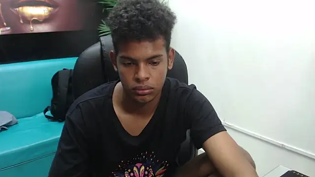 boylittle19cm online show from 03-08-25, 03:45