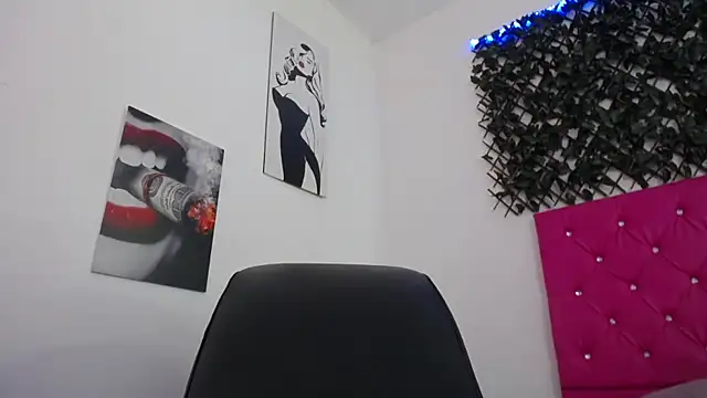 Snapshot of michel_cardona chatting on 01-23-25, 12:09 michel cardona online show from 01-23-25, 12:09