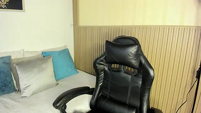 summer night  online show from 10-24-25, 11:53