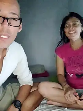 KarameloVzla online show from 12-14-25, 02:40