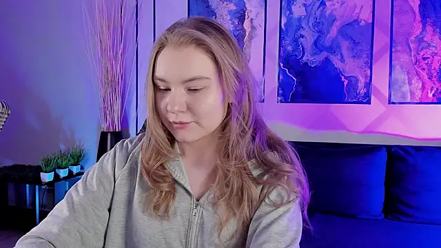 ValerieViolette online show from 12-04-24, 04:15