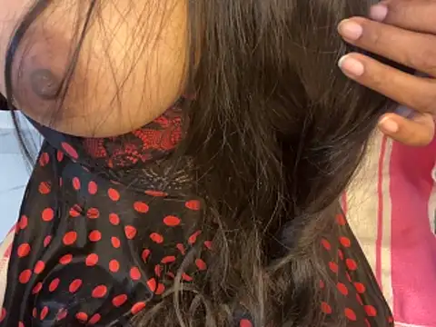 Snapshot of roshni-5 chatting on 02-04-26, 04:57 roshni-5 online show from 02-04-26, 04:57