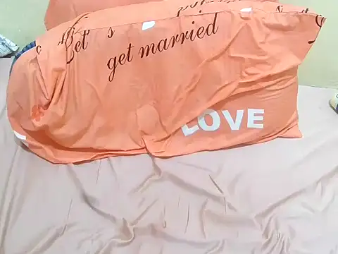 just lela online show from 01-13-26, 06:12