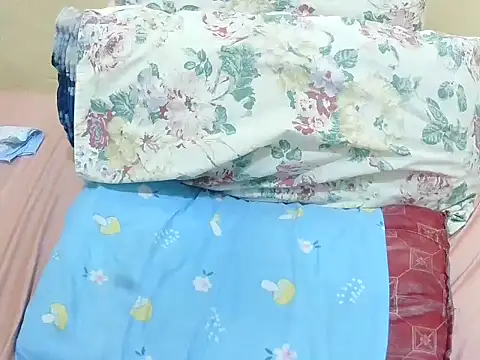 just lela online show from 12-23-25, 09:19