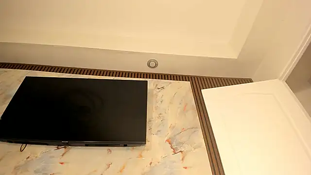 sally 009 online show from 02-20-26, 06:19